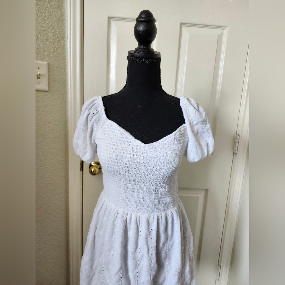 American Eagle White Smocked Puff Sleeve Embroidered Mini Dress M - Picture 14 of 15